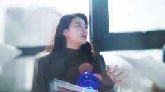 成为旗下App的财经节目主持人mt4app下载